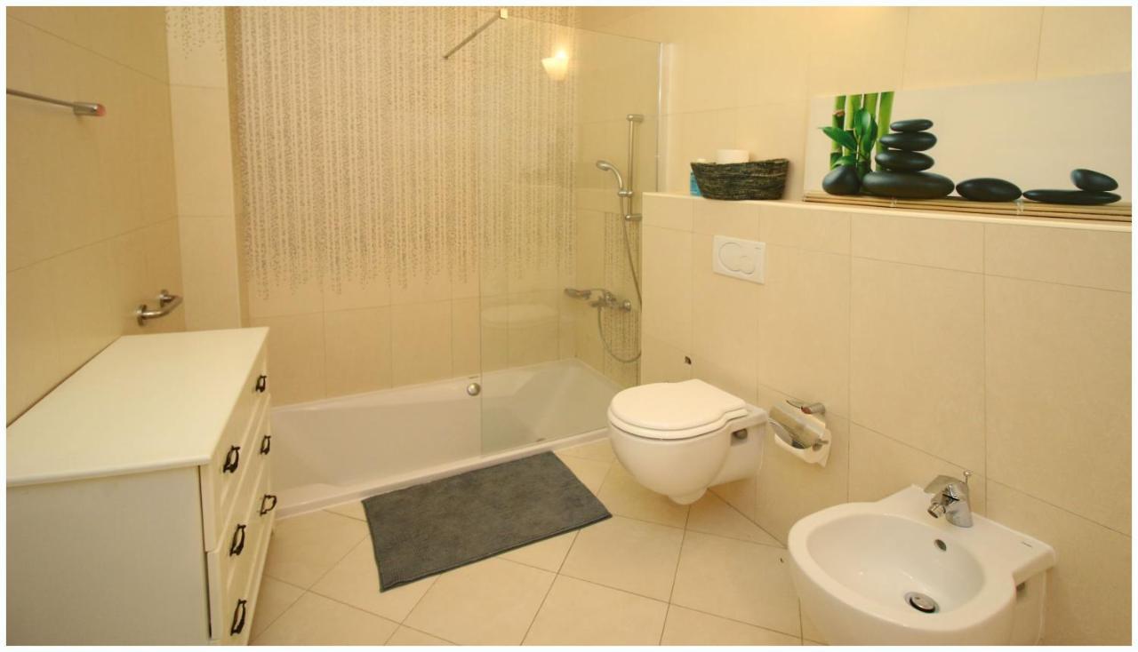 Seaview Apartment - Rogoznica 로고즈니차 외부 사진